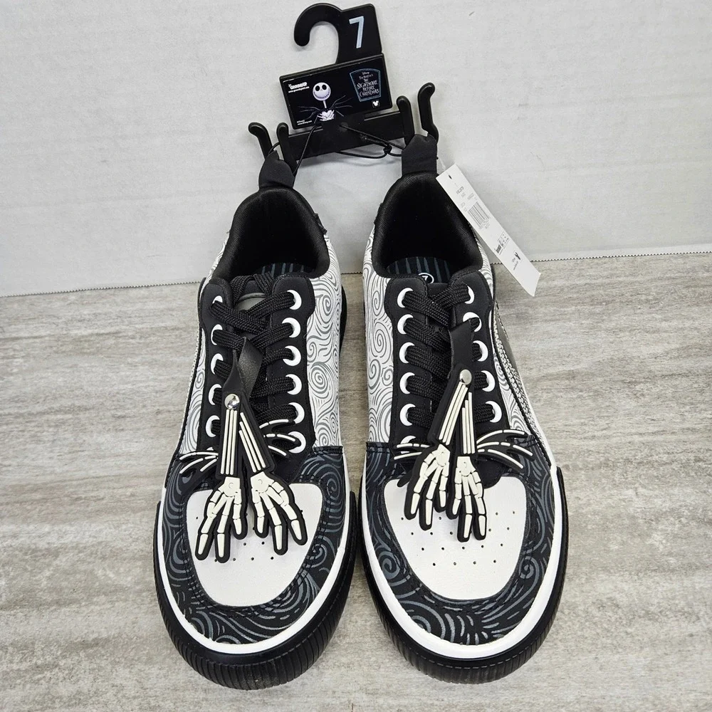 The Nightmare Before Christmas Jack Skellington Sneakers Mens Size 7 Black White